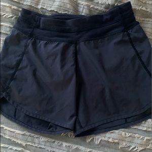 Ivivva girls’ dark blue shorts